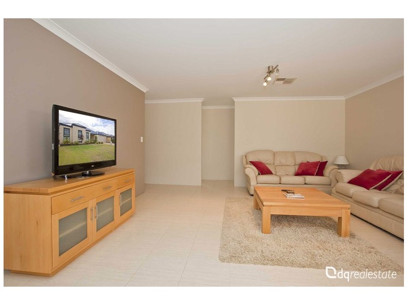 28 Goshawk Street, Tapping WA 6065