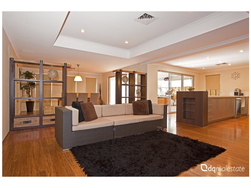 19 Cozens Road, Tapping WA 6065