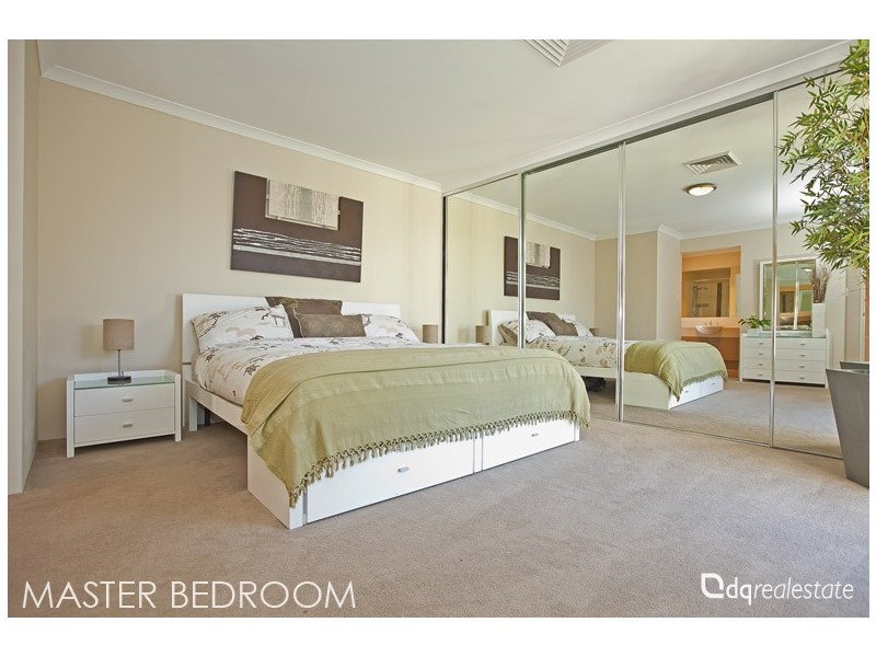 19 Cozens Road, Tapping WA 6065