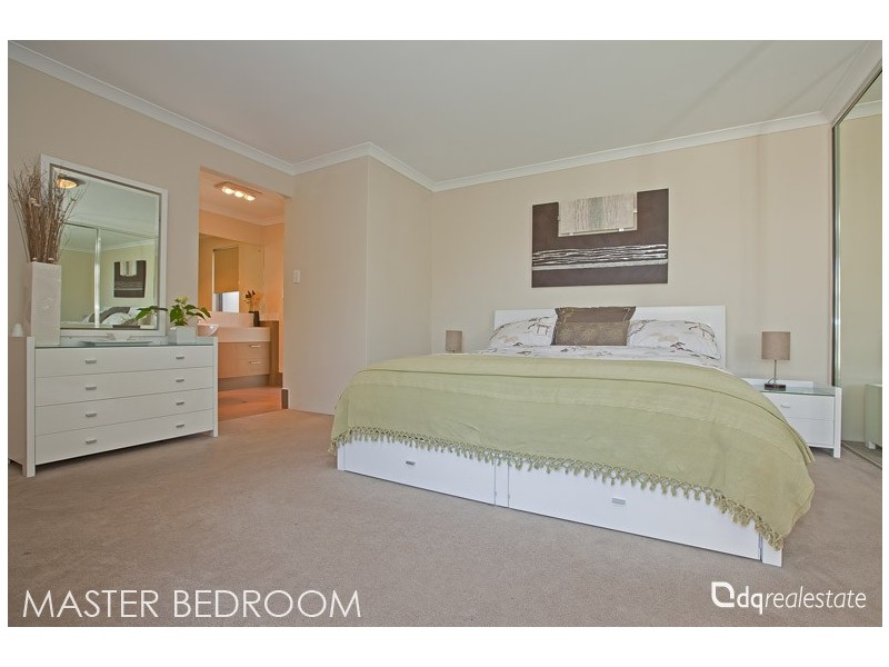 19 Cozens Road, Tapping WA 6065