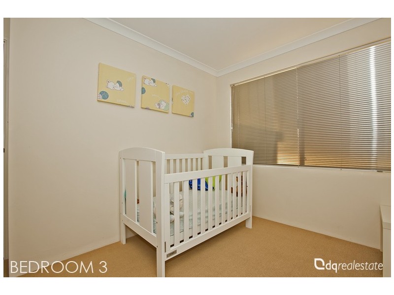 5 Rosinski Circle, Tapping WA 6065