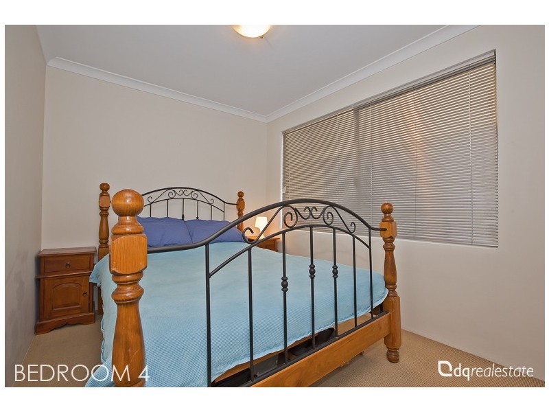 5 Rosinski Circle, Tapping WA 6065