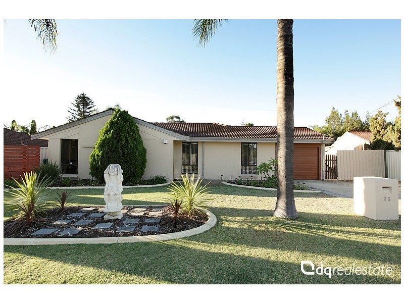 25 Sapling Way, Hocking WA 6065