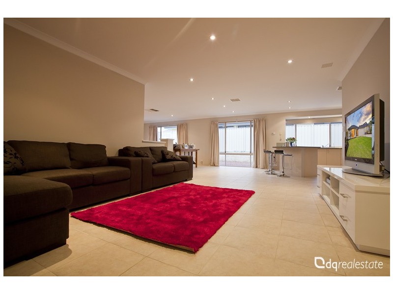 60 Yandella Promenade, Tapping WA 6065