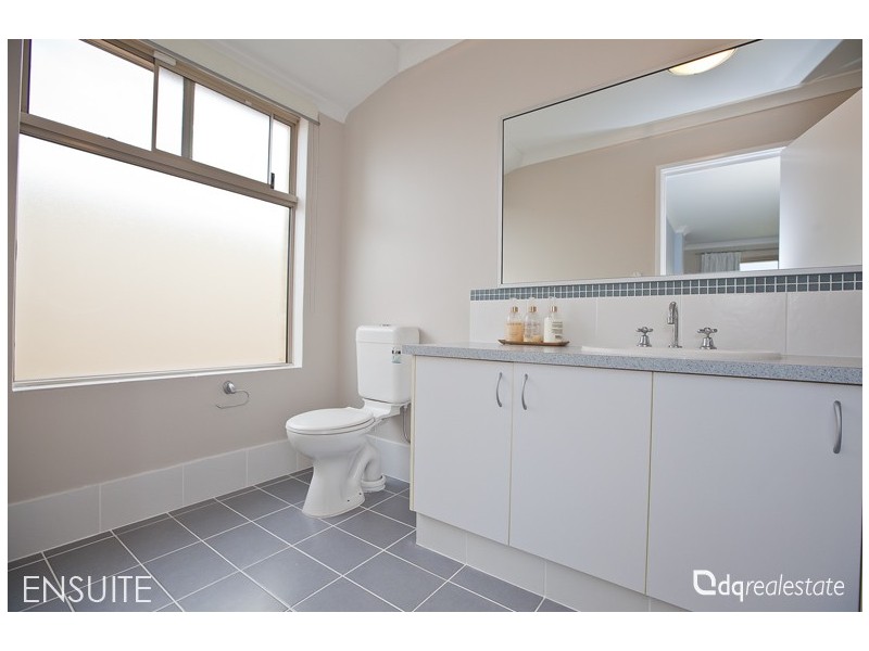 60 Yandella Promenade, Tapping WA 6065