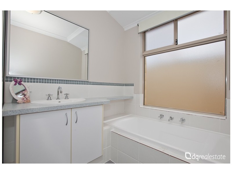 60 Yandella Promenade, Tapping WA 6065
