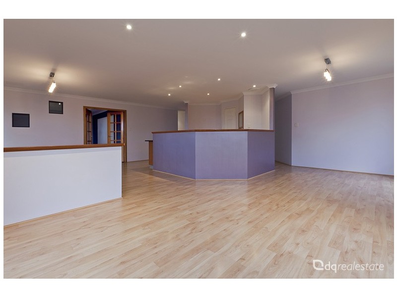 33 Cape Meares Crescent, Butler WA 6036