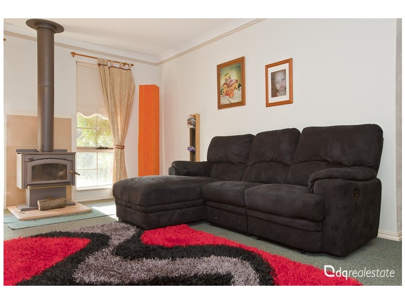 332 Powderbark Road, Lower Chittering WA 6084