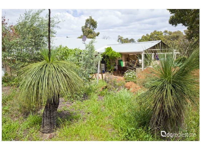 332 Powderbark Road, Lower Chittering WA 6084