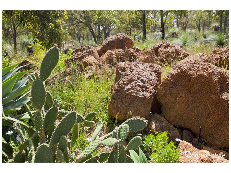 332 Powderbark Road, Lower Chittering WA 6084