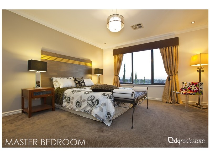 15 Highcliffe Rise, Currambine WA 6028