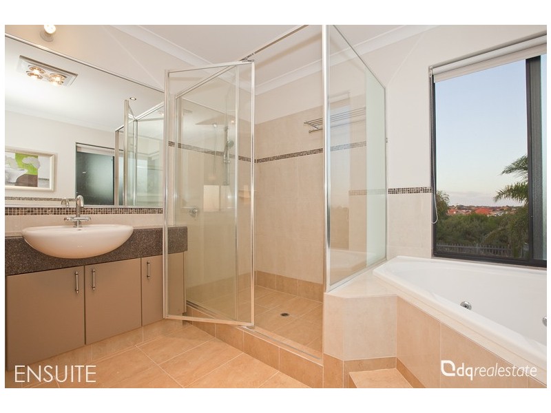 15 Highcliffe Rise, Currambine WA 6028