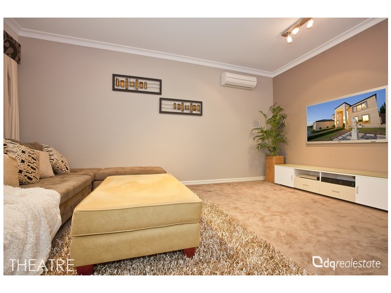 15 Highcliffe Rise, Currambine WA 6028