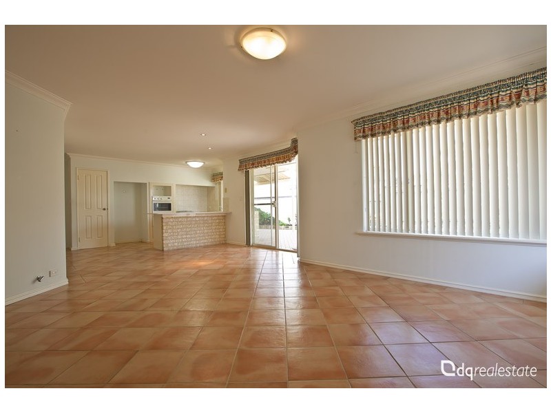 30 Goldfinch Loop, Woodvale WA 6026