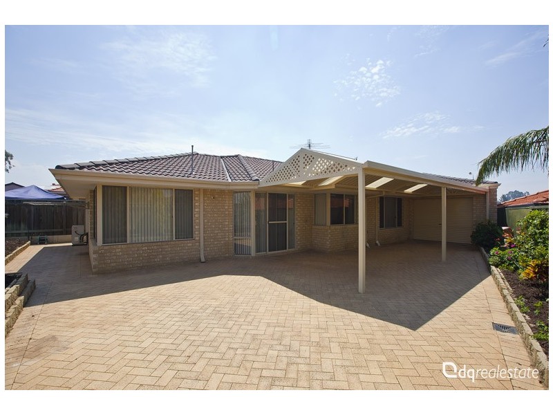 30 Goldfinch Loop, Woodvale WA 6026