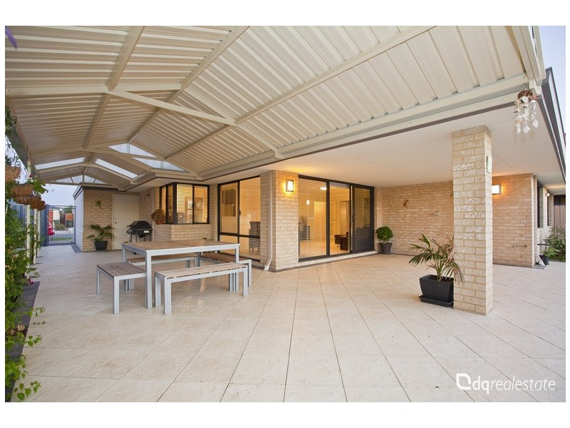 10 Goshawk Street, Tapping WA 6065