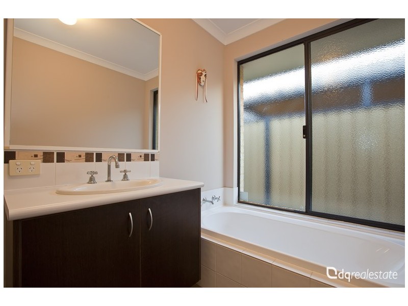 10 Goshawk Street, Tapping WA 6065