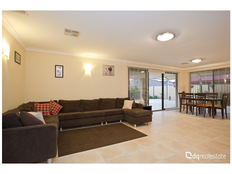 10 Goshawk Street, Tapping WA 6065
