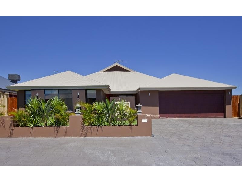 4 Benjamin Crescent, Tapping WA 6065