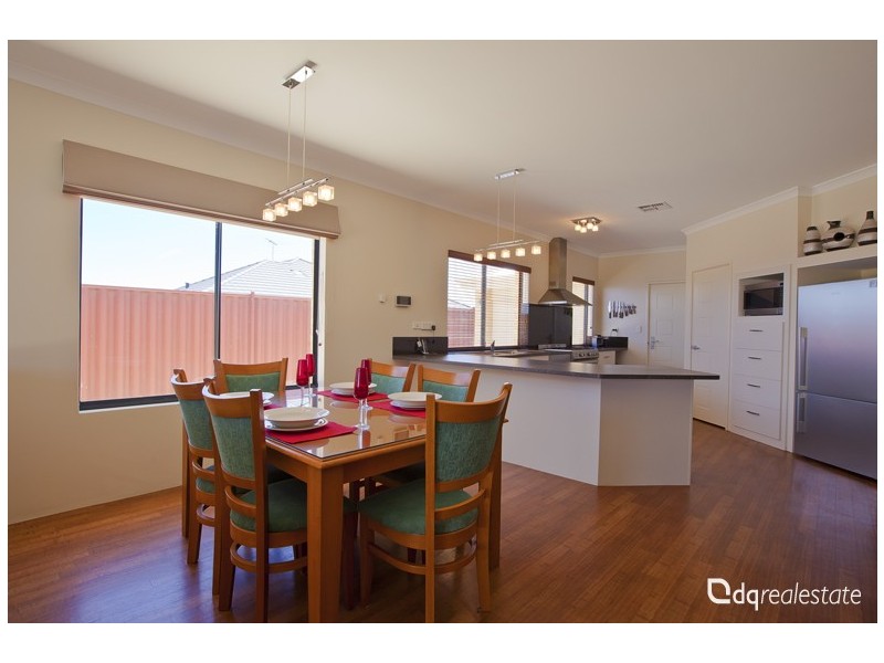 4 Benjamin Crescent, Tapping WA 6065