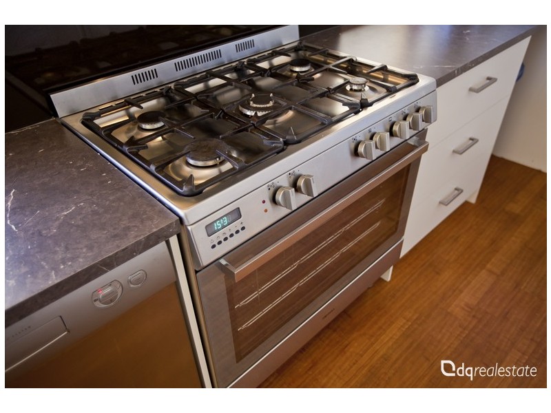 4 Benjamin Crescent, Tapping WA 6065