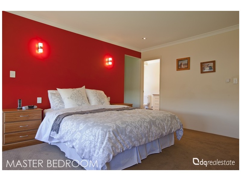 4 Benjamin Crescent, Tapping WA 6065