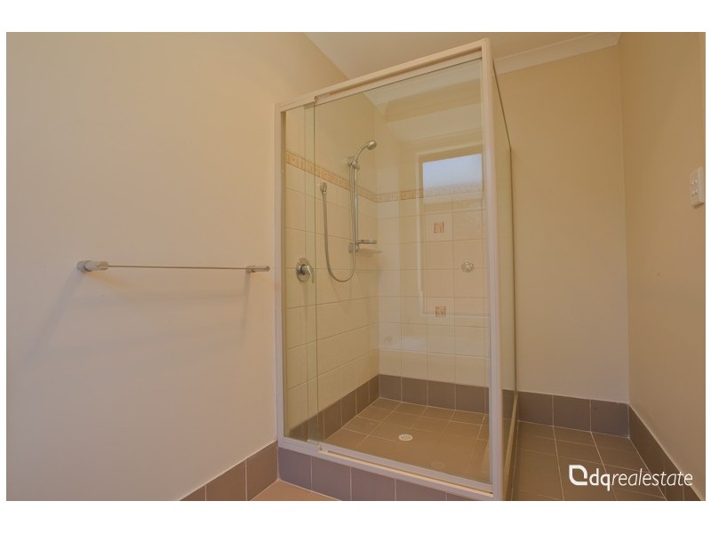 4 Benjamin Crescent, Tapping WA 6065