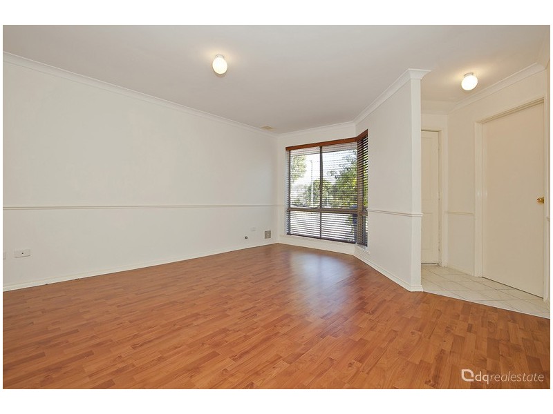 16 Lupin Court, Hocking WA 6065