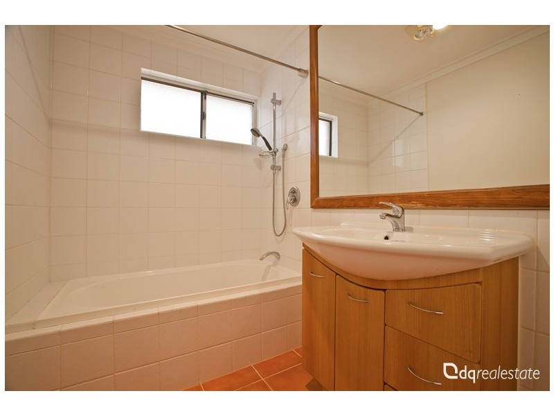 2 Sturt Place, Padbury WA 6025