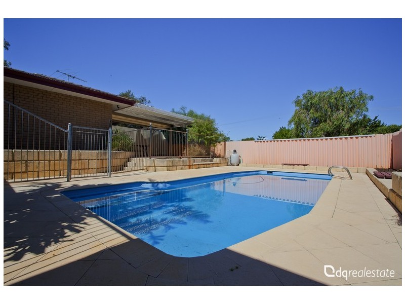 2 Sturt Place, Padbury WA 6025
