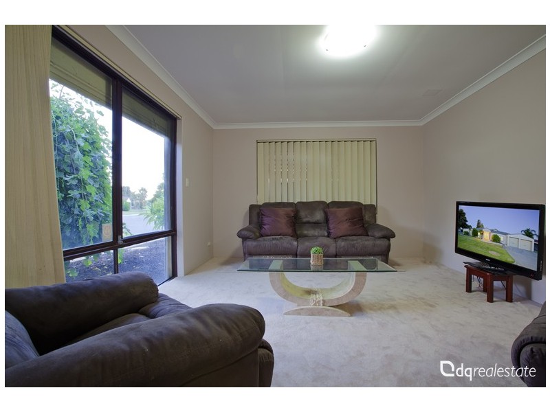 89 Jacaranda Drive, Ballajura WA 6066
