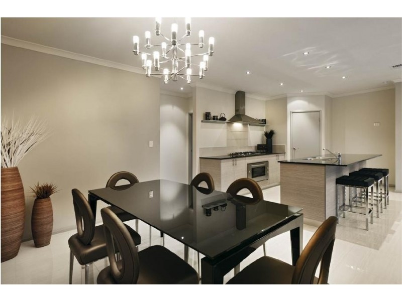 27 St Leonards Blvd, Dayton, West Swan WA 6055