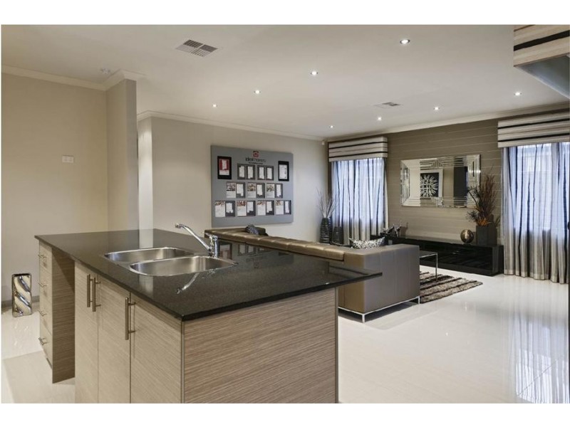 27 St Leonards Blvd, Dayton, West Swan WA 6055