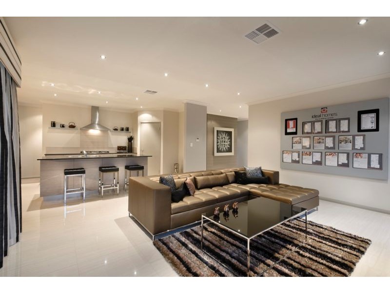27 St Leonards Blvd, Dayton, West Swan WA 6055