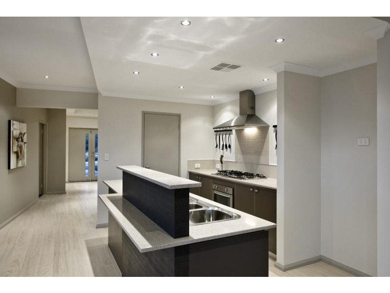 14 Blackwood Meander, Yanchep WA 6035