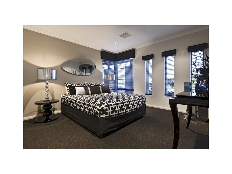 25 St Leonards Blvd, DAYTON, West Swan WA 6055