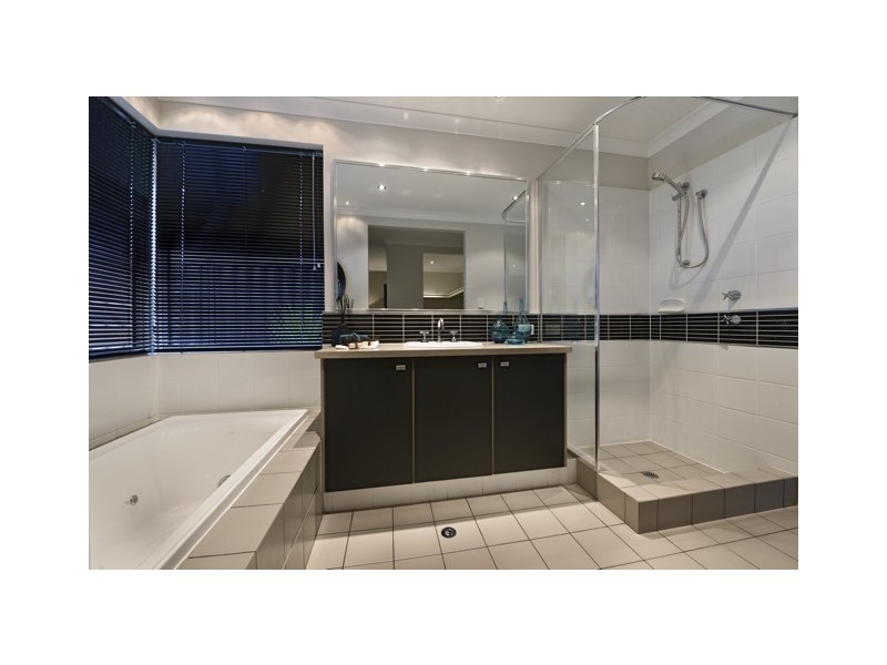 25 St Leonards Blvd, DAYTON, West Swan WA 6055