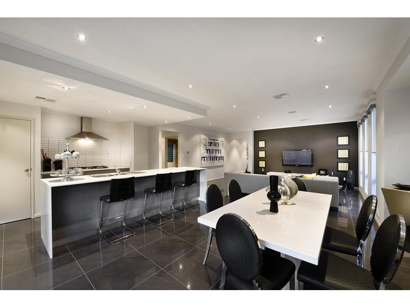 49 St Leonards Blvd, DAYTON, West Swan WA 6055