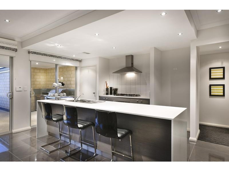 49 St Leonards Blvd, DAYTON, West Swan WA 6055