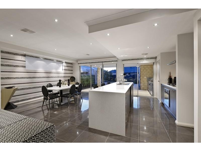 49 St Leonards Blvd, DAYTON, West Swan WA 6055