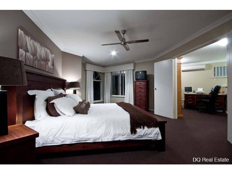 25 Windward Loop, Ocean Reef WA 6027
