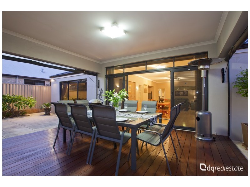 77 Belvoir Parkway, Darch WA 6065