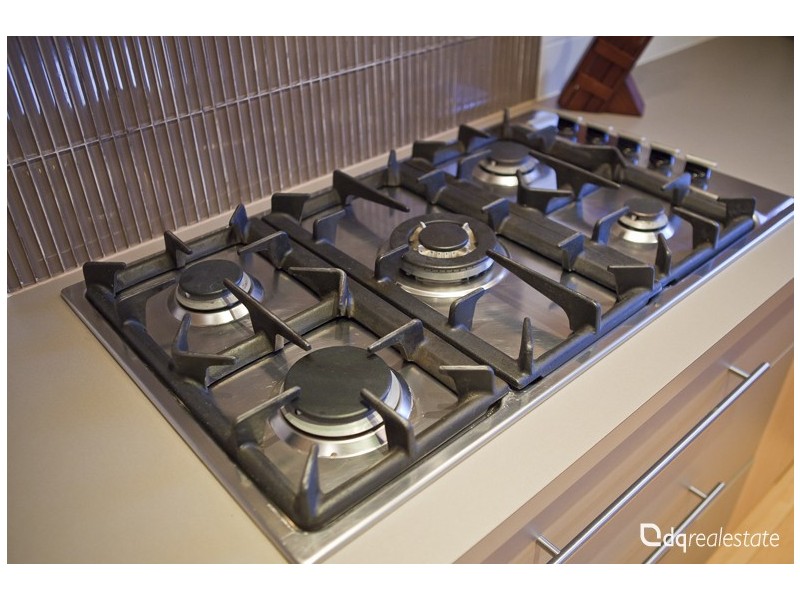 77 Belvoir Parkway, Darch WA 6065