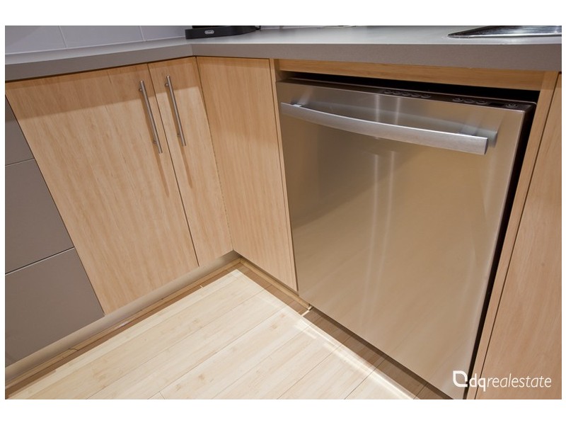 77 Belvoir Parkway, Darch WA 6065