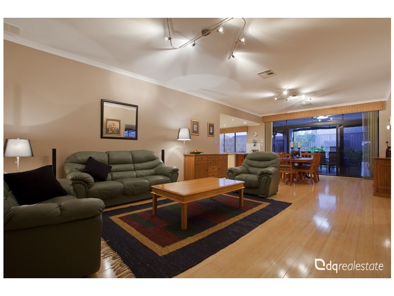 77 Belvoir Parkway, Darch WA 6065