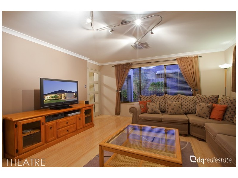 77 Belvoir Parkway, Darch WA 6065