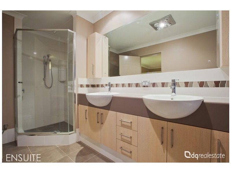 77 Belvoir Parkway, Darch WA 6065