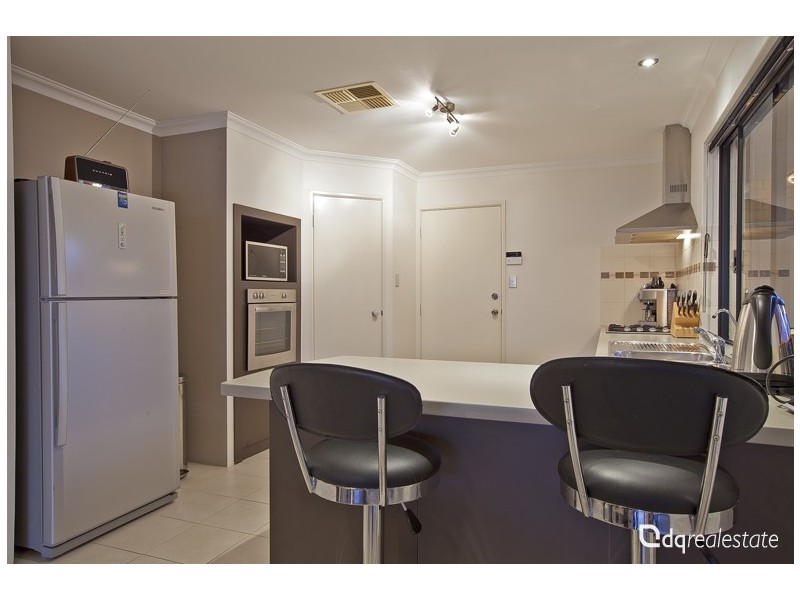 64 Yandella Promenade, Tapping WA 6065