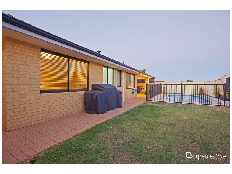 64 Yandella Promenade, Tapping WA 6065