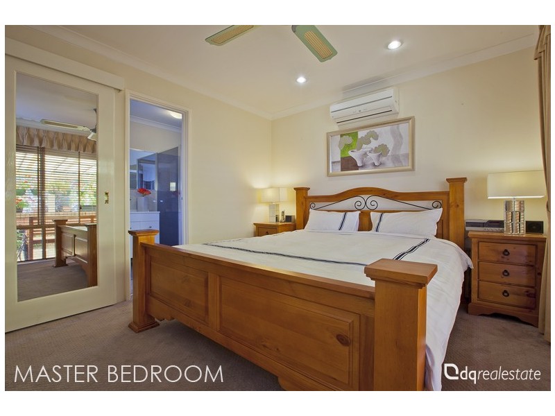 6 Nicholson Place, Ballajura WA 6066